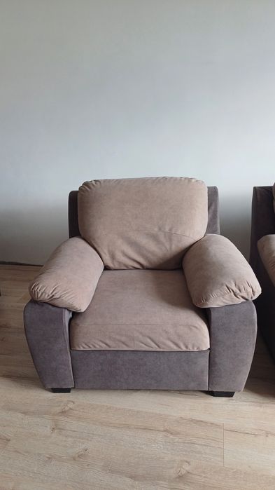 Срочно Продам мини диван и кресло