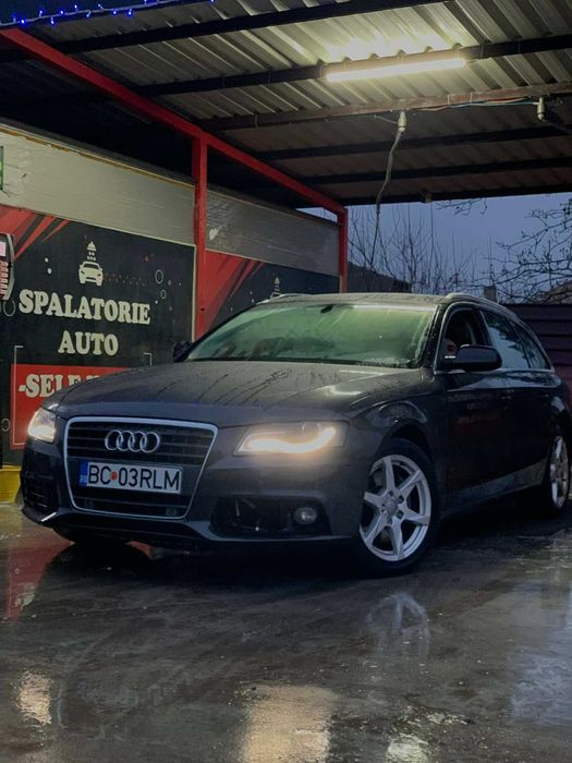 Audi A4 B8 Mașină