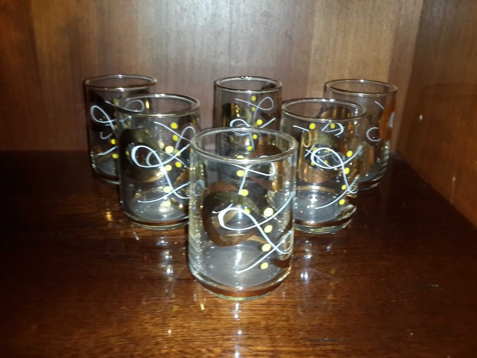 продаются рюмки для ликера