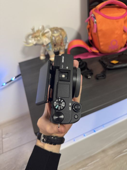 Sony A6400 фотоапарат (body) – отлично състояние