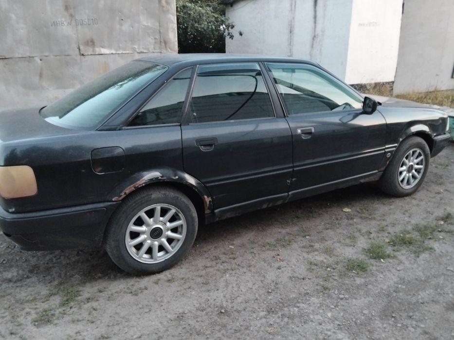 Продам Ауди 80 б4