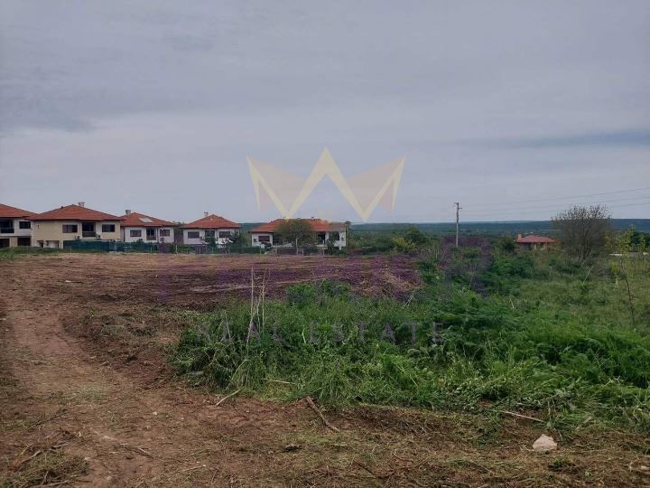 Продава се Парцел в с. Приселци, Област Варна - 764 кв.м за 59 €/кв.м - Снимка #1