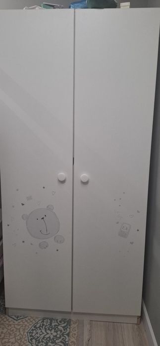 Продам шкаф б/у белый