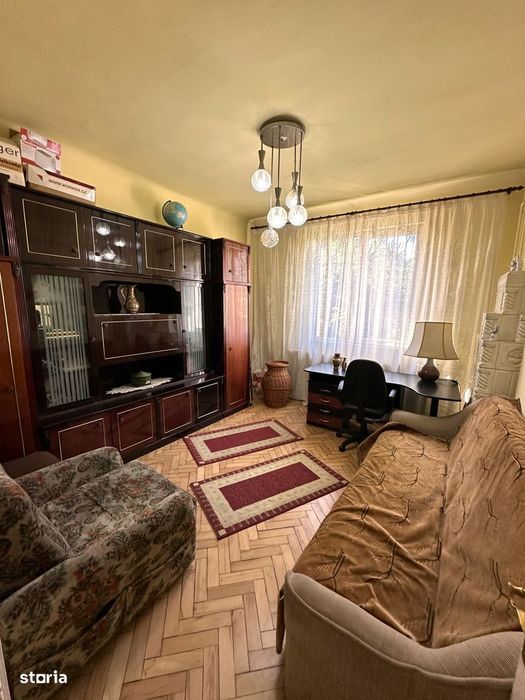 Apartament 3 camere | 72,5 mp | Etaj 1 | Garaj+Pivnita | P-ta 16 Febru