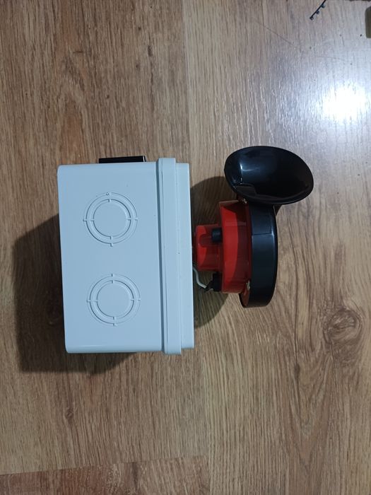 Sirena puternica pentru speriat salbaticiuni, ursi etc. Pentru drumeti