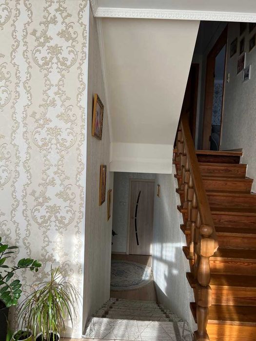 Продам  коттедж в Заречном.