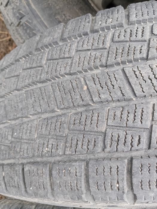 Продам комплект диски с резиной