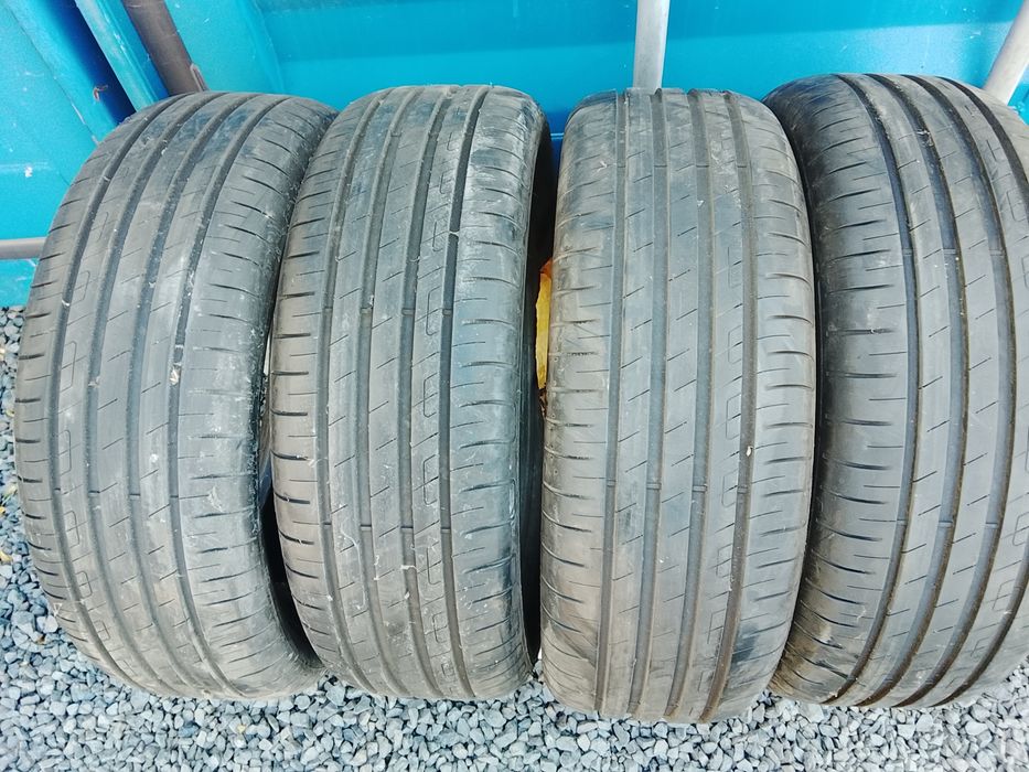 215 55 17. Goodyear. An 2019.