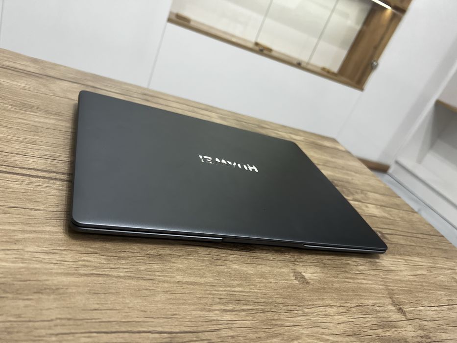 Ноутбук Huawei MateBook 14