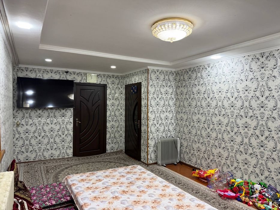 3 Комнаты 3/4/4 Дубовая, Кирпич, Балкон 2х6, Дом Пионеров, Кадышева