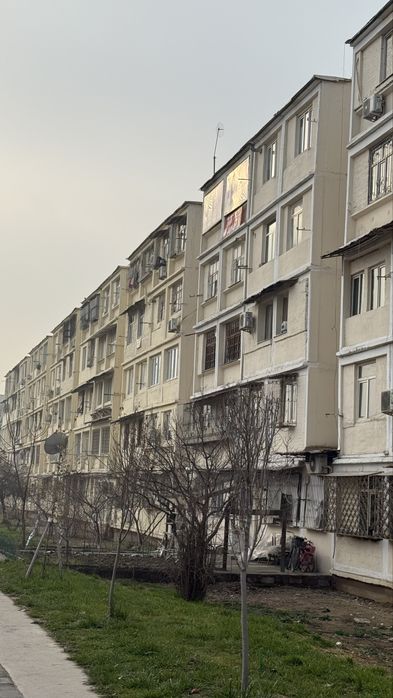 Срочно  Продаётся своя квартира на р-н Сергили о-р базар Ярмарка