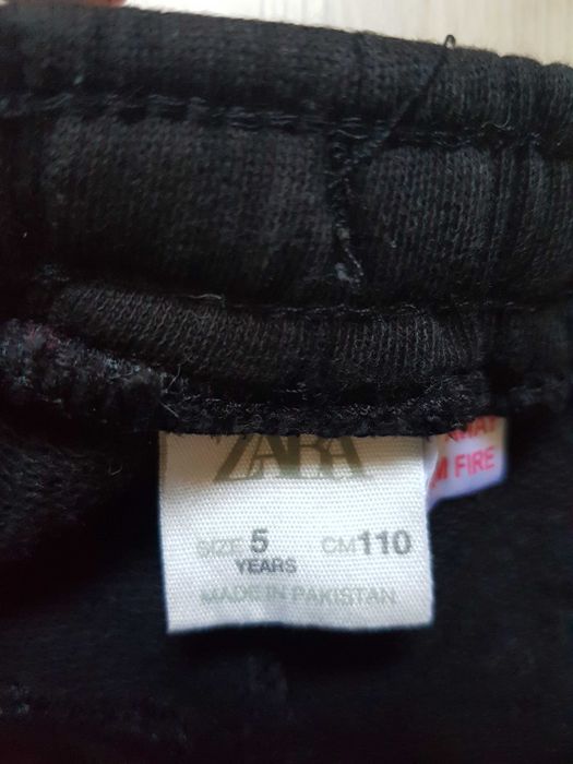 Zara – pantaloni cargo, 5 ani