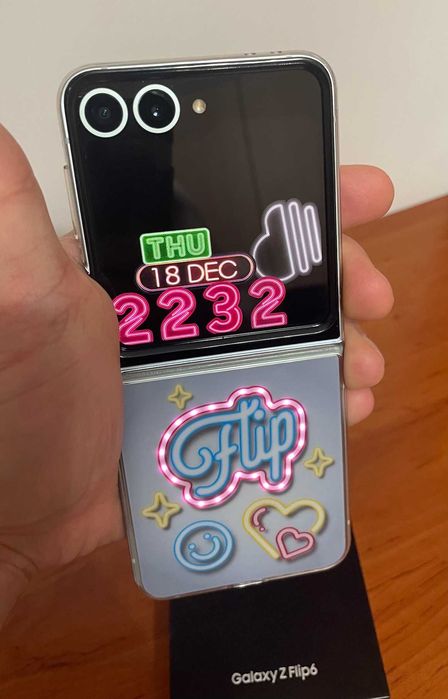 Samsung Galaxy Z Flip 6 – чисто нов, с подарък и на топ цена