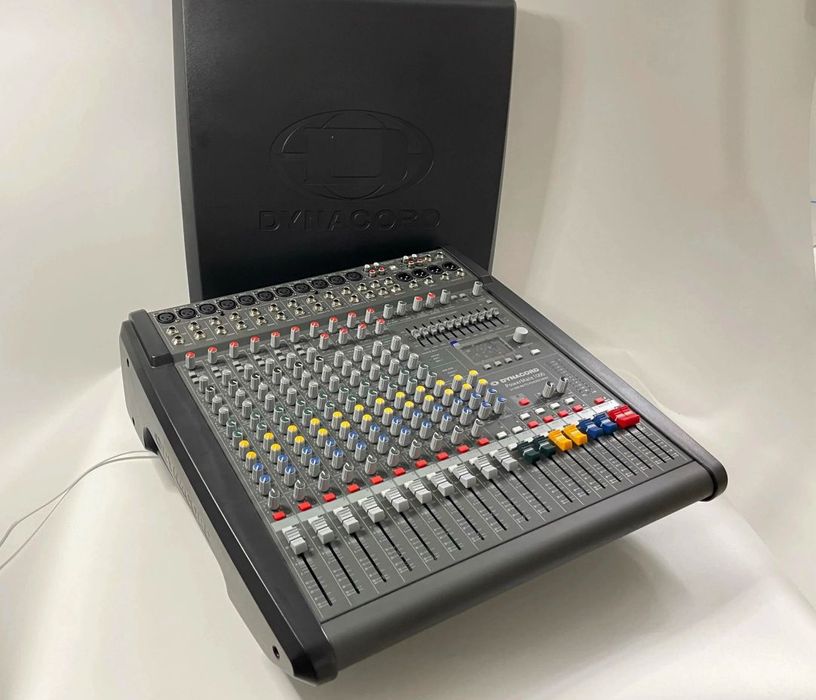 Dynacord Powermate 1000-3 2x1000 w 4 ohm clona