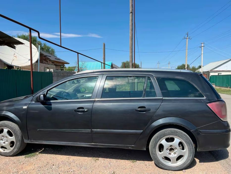 Opel Astra 2012 универсал