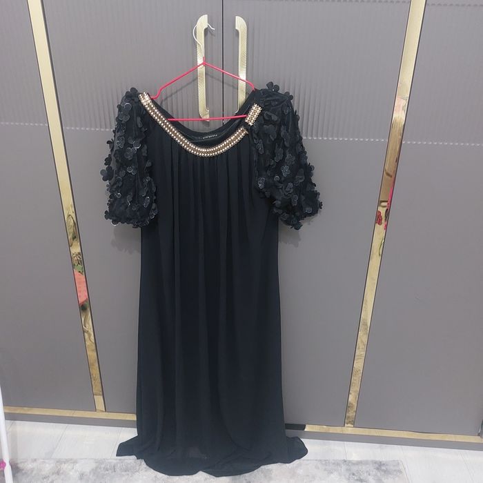 Продам платье бу