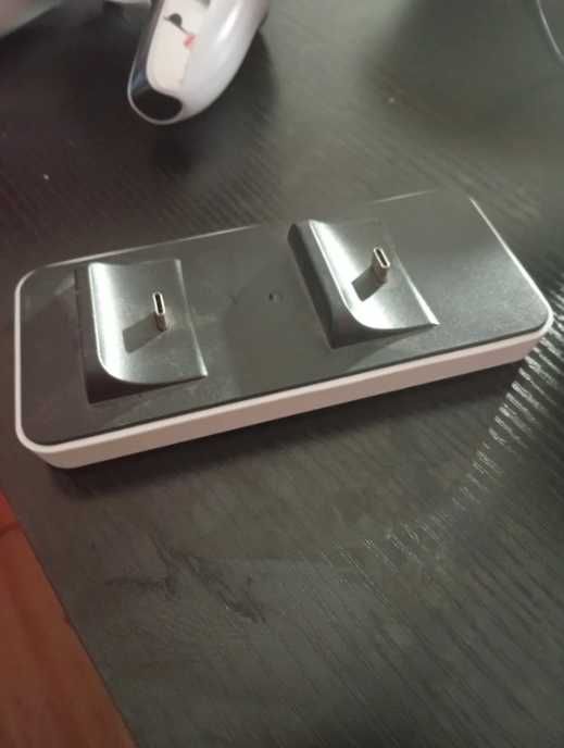 Charging dock PS5