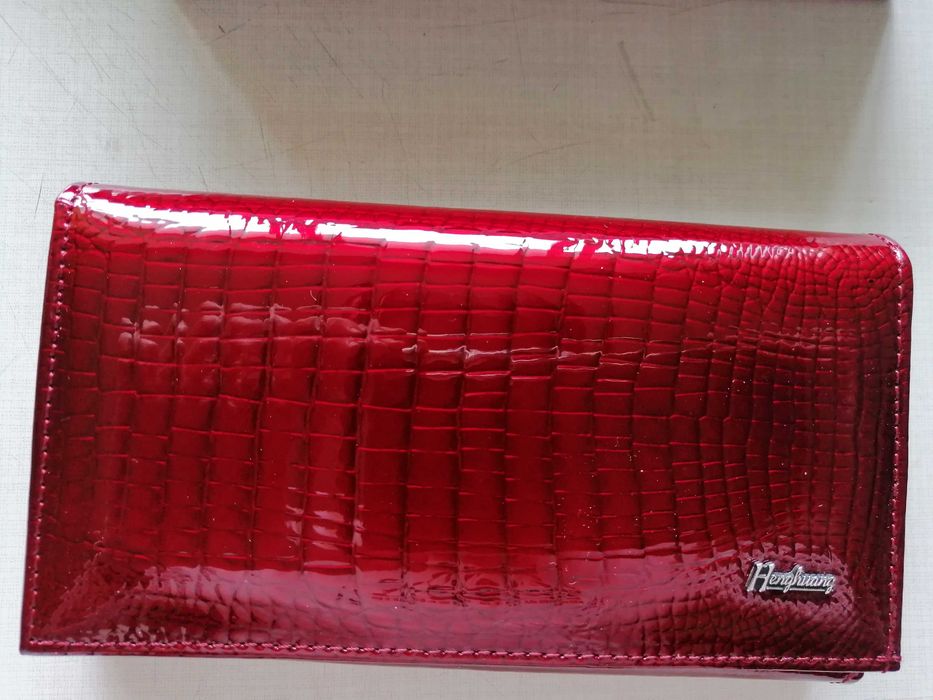 Женское портмоне кожаное