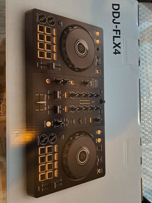 Consolă noua pioneer flx4