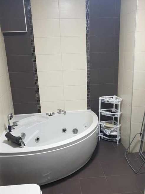 Дава се под наем Тристаен апартамент в Пловдив, Кършияка - 90 кв.м за 339.15 € - Снимка #5