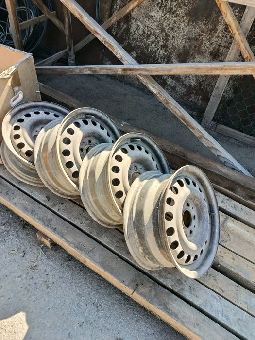 Продам диски р 15 от Мерседеса.