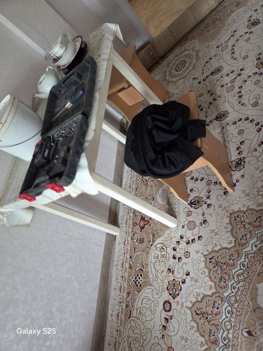 Продам диван центр 12000