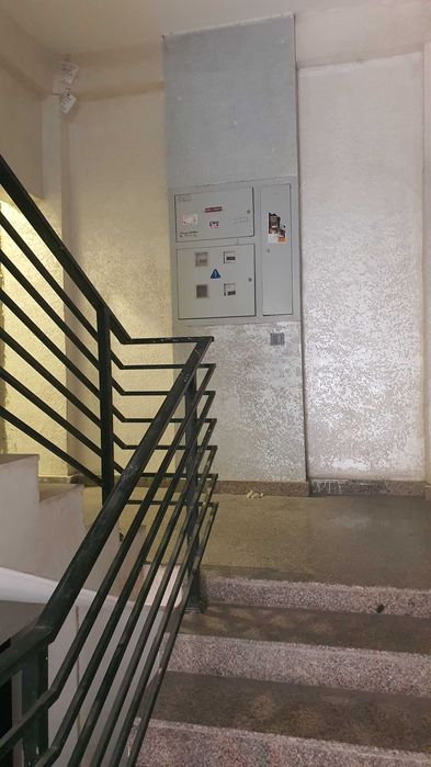 Фарход базор олдида, минус 1 этаж (ярим подвал) 32 квм, 13900