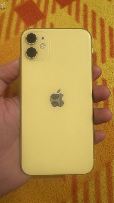 Продам Iphone 11