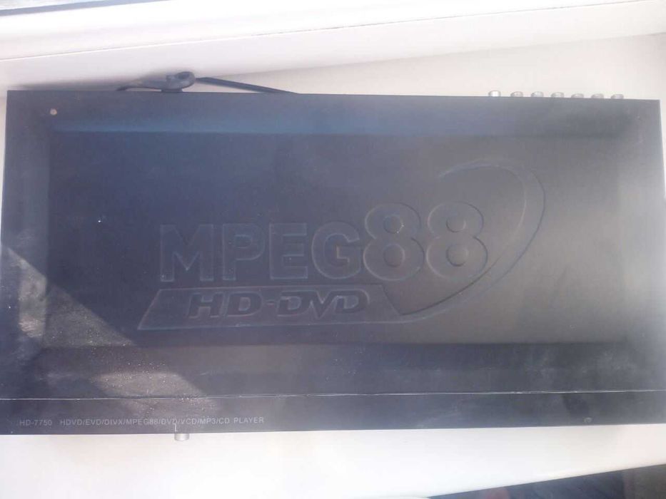 Продаю нерабочие DVD плееры