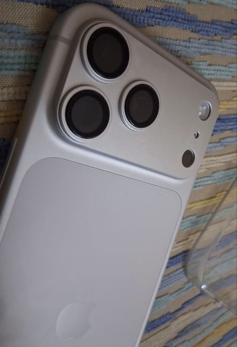 Продаю, Iphone 17 Pro Max.