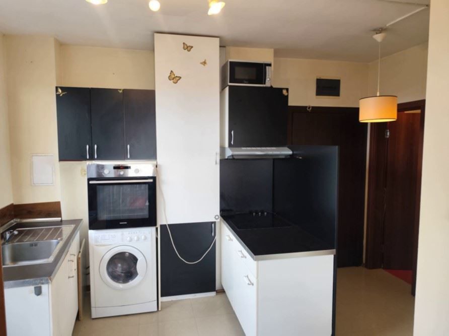 Дава се под наем Двустаен апартамент в София, Витоша - 60 кв.м за 617.1 € - Снимка #1