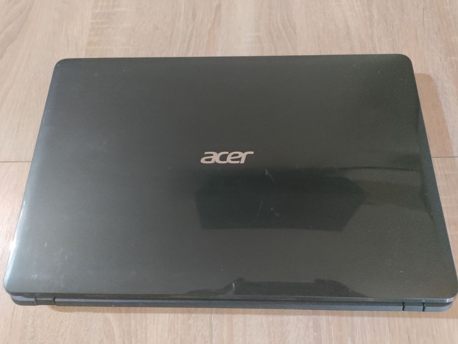acer-aspire E1-571-15.6 incha