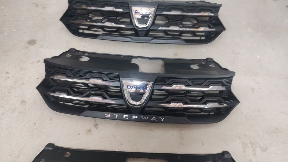 Grila bara fata Logan 3 , jogger, Sandero stepway 3 2021,2022
