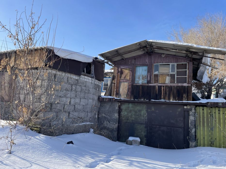 Продается дом гараж вода