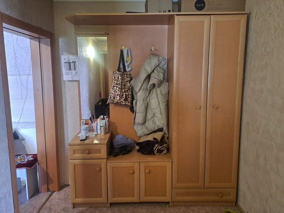 Прихожка срочно.