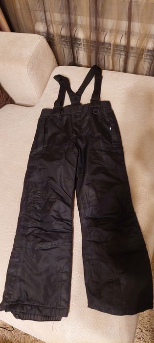 LC Waikiki нов с етикет ски панталон, гащеризон, грейка 122-128 см