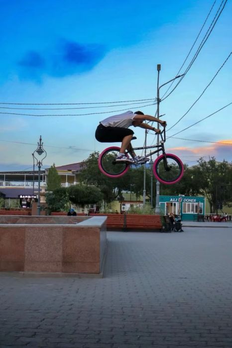 Продам кастом BMX