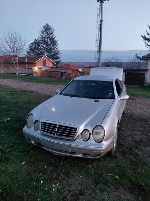Мерцедес CLK 200 компресор  197кс 6 степена кутия