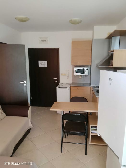 Продава уютно студио