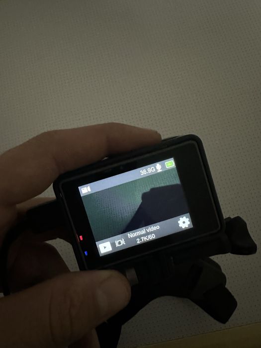 Camera de actiune tip GoPro