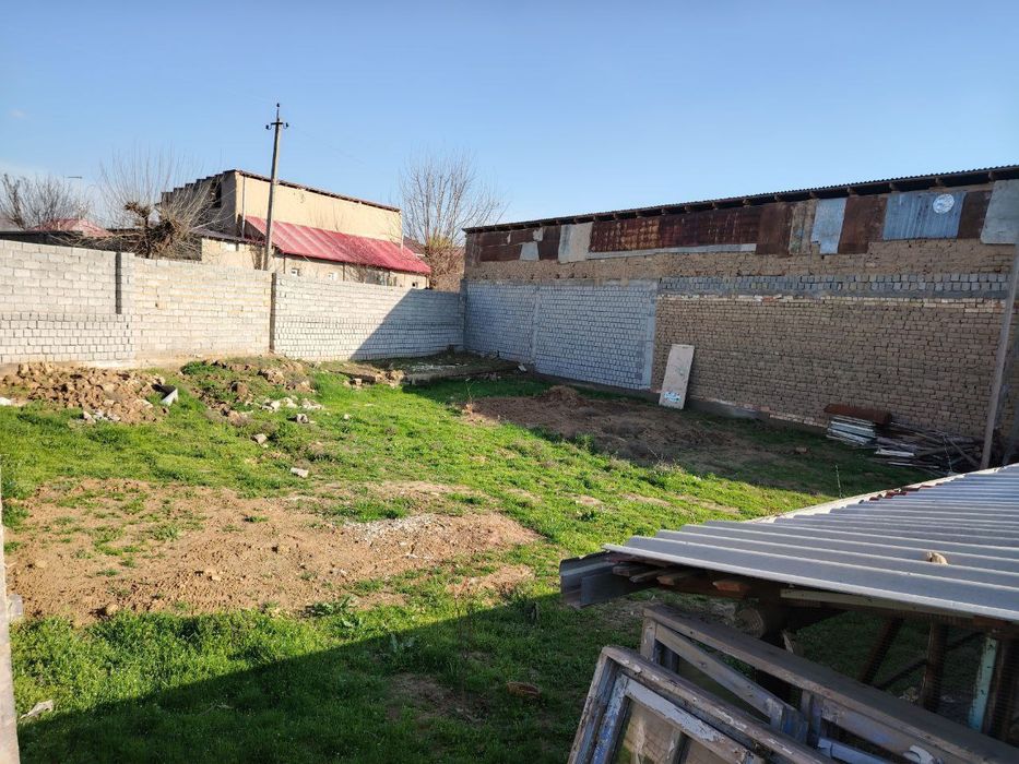 Yer sotiladi boz suv da 3.5 sotok