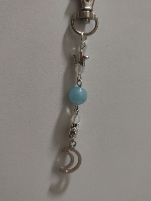 Martisoare handmade din cristale