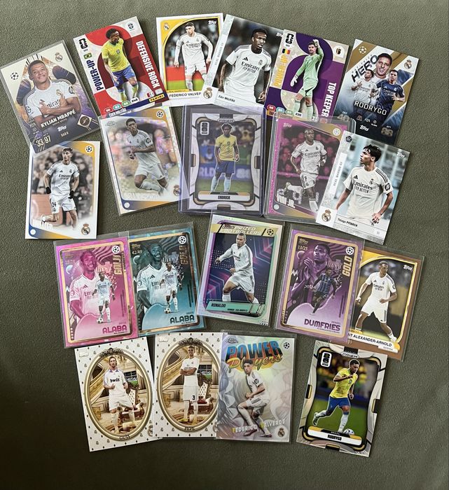 Carduri diverse Topps si Panini numerotae, autografe