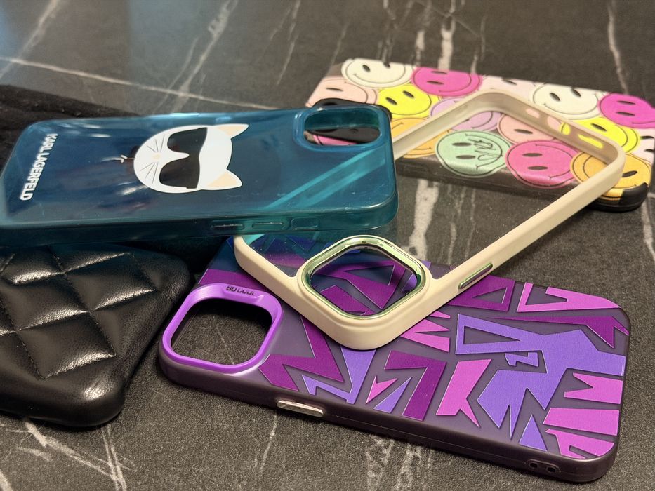 Husa iPhone 13 pachet