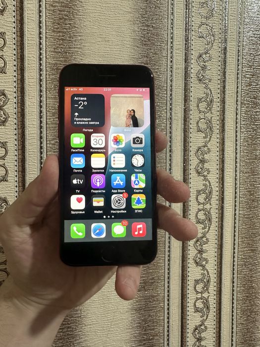 Айфон se 64 Gb срочно