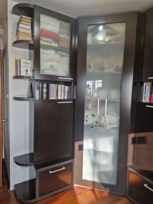 Biblioteca sufragerie din lemn