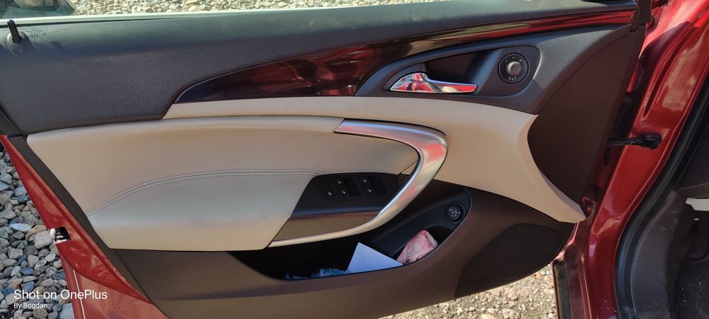 Vindem piese rezultate din dezmembrarea unui Opel Insignia