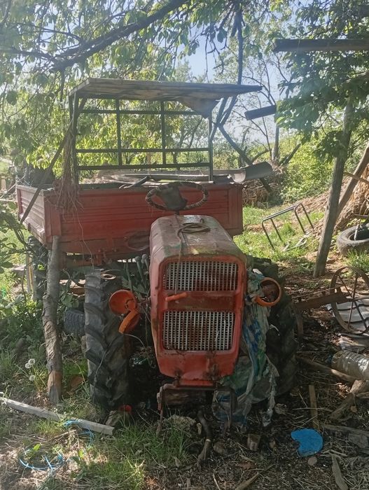 Vând motocultor ferari