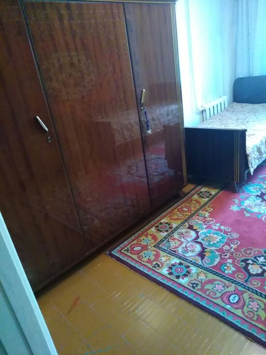 Продам спальный гарнитур