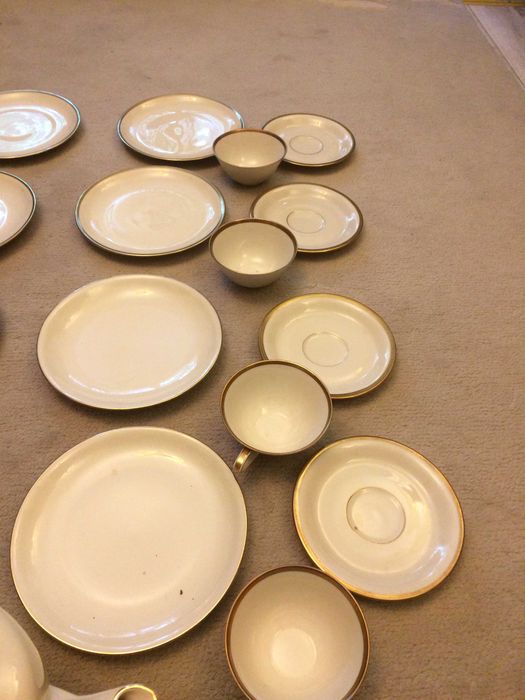 Serviciu cafea desert 8 persoane portelan eschenbach bavaria 27 piese